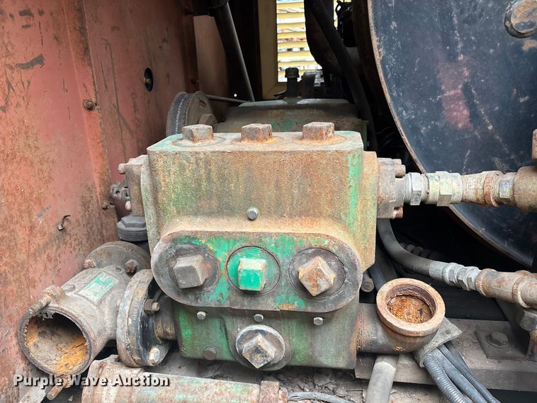 image for item ED5109 1992 GMC C7 sewer jetter truck