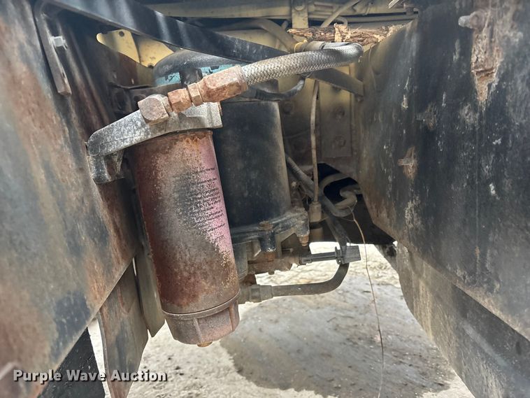 image for item ED5109 1992 GMC C7 sewer jetter truck