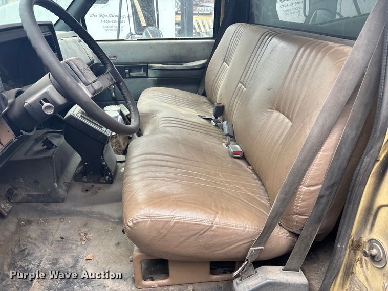 image for item ED5109 1992 GMC C7 sewer jetter truck