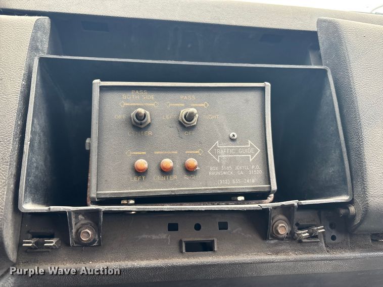 image for item ED5109 1992 GMC C7 sewer jetter truck