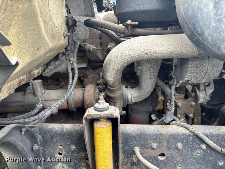 image for item ED5109 1992 GMC C7 sewer jetter truck