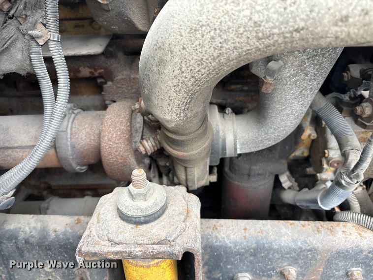 image for item ED5109 1992 GMC C7 sewer jetter truck