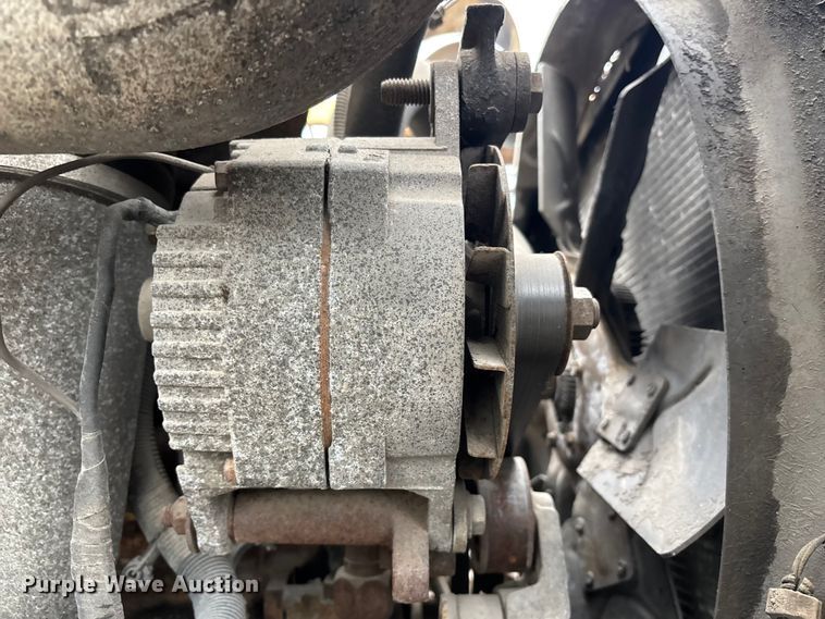 image for item ED5109 1992 GMC C7 sewer jetter truck