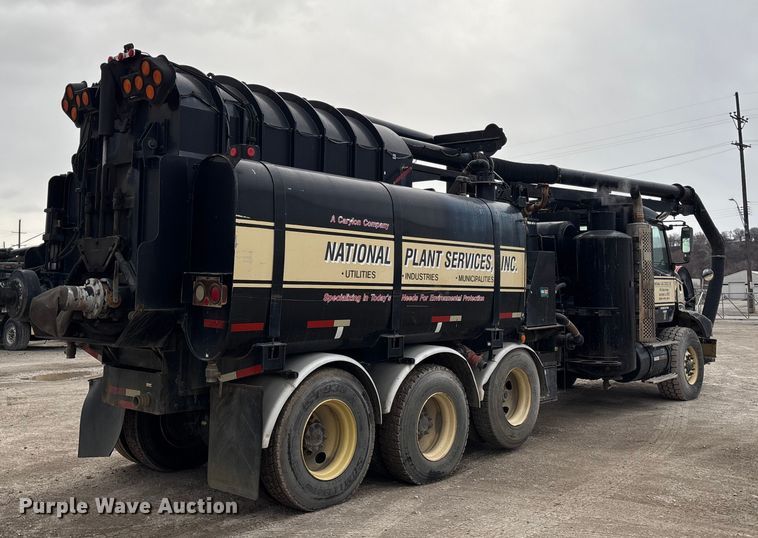 image for item ED5114 2003 Volvo Truck VHD sewer jetter truck