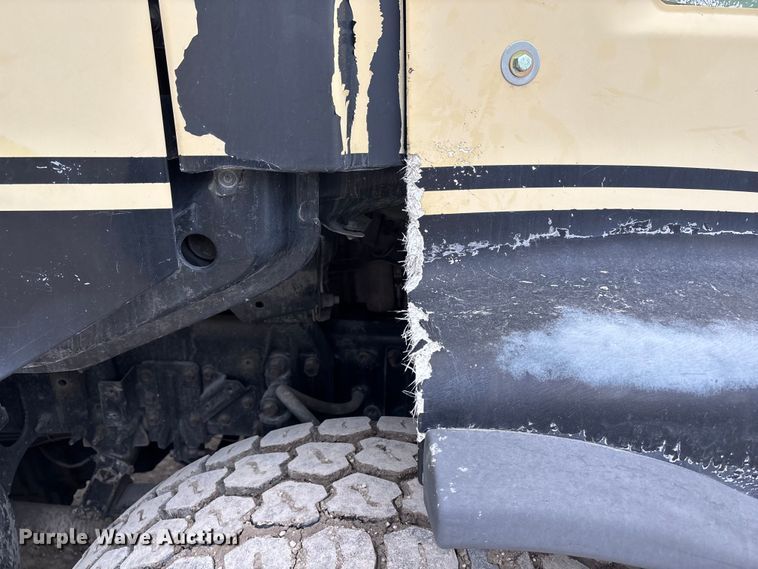 image for item ED5114 2003 Volvo Truck VHD sewer jetter truck