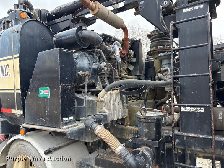 image for item ED5114 2003 Volvo Truck VHD sewer jetter truck