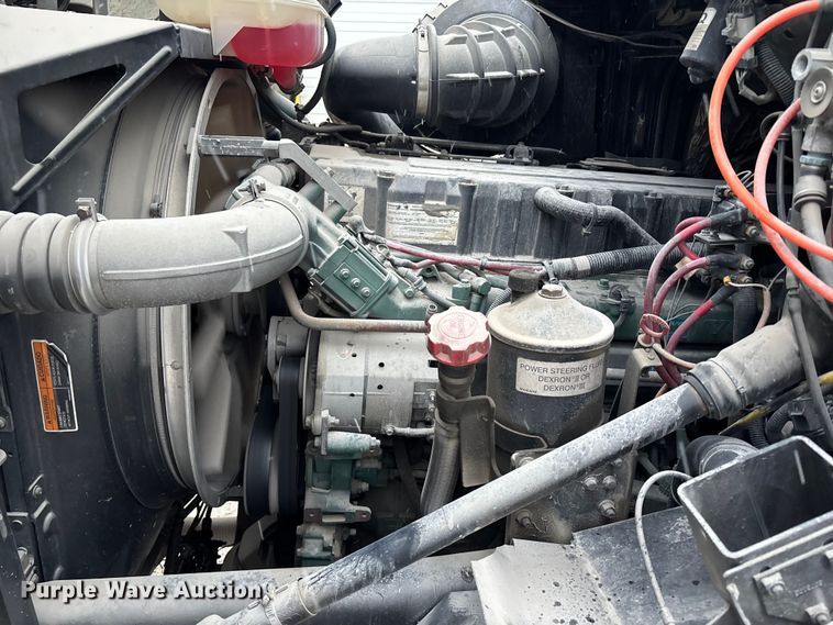 image for item ED5114 2003 Volvo Truck VHD sewer jetter truck