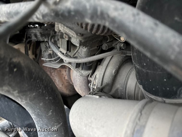 image for item ED5114 2003 Volvo Truck VHD sewer jetter truck