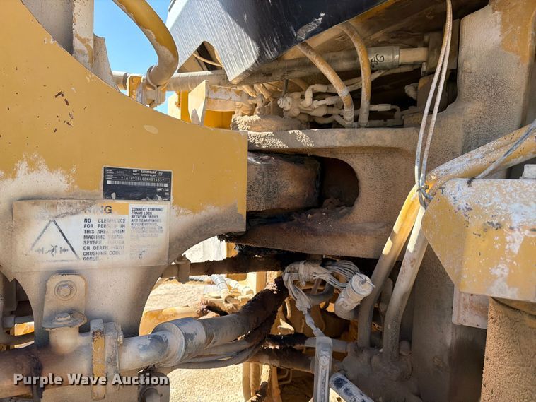 image for item ED5115 2005 Caterpillar 988G wheel loader