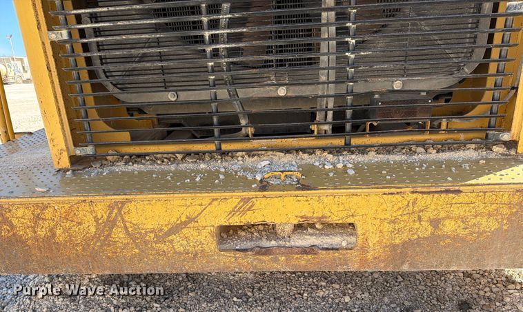 image for item ED5115 2005 Caterpillar 988G wheel loader