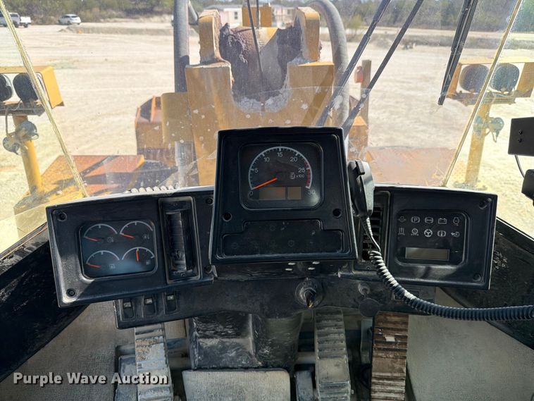 image for item ED5115 2005 Caterpillar 988G wheel loader