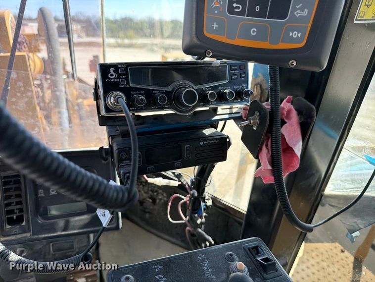 image for item ED5115 2005 Caterpillar 988G wheel loader