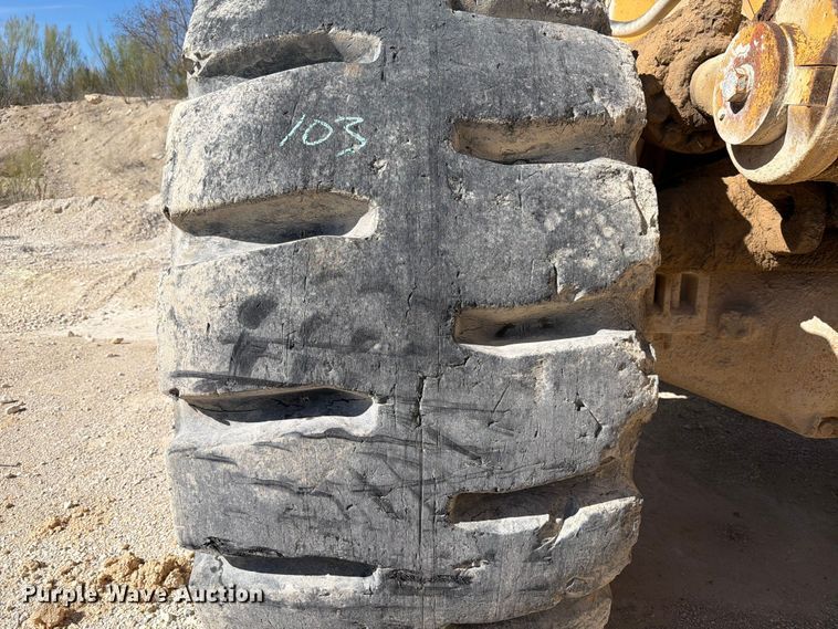 image for item ED5115 2005 Caterpillar 988G wheel loader