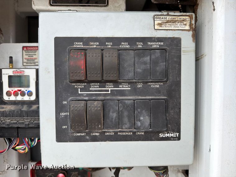 image for item ED5116 2014 Kenworth T370 utility / service truck