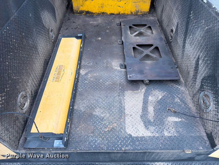 image for item ED5116 2014 Kenworth T370 utility / service truck