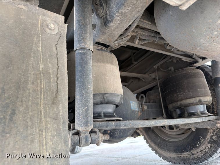 image for item ED5116 2014 Kenworth T370 utility / service truck