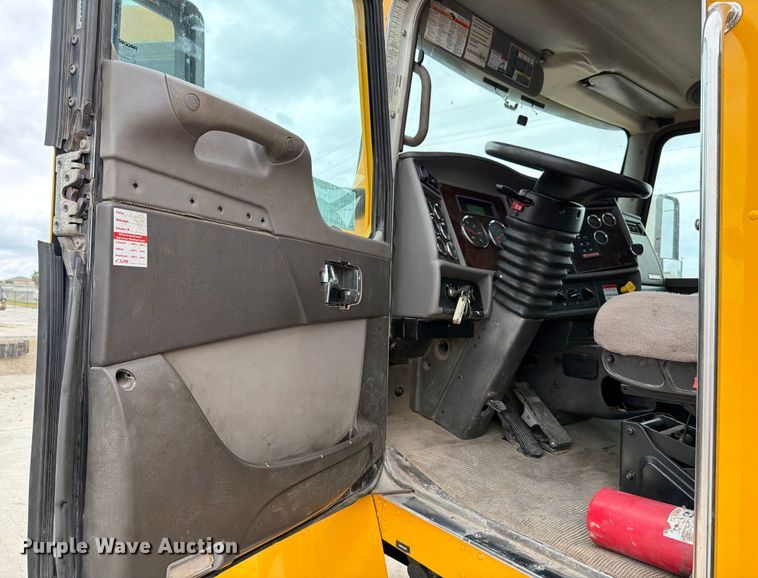 image for item ED5116 2014 Kenworth T370 utility / service truck