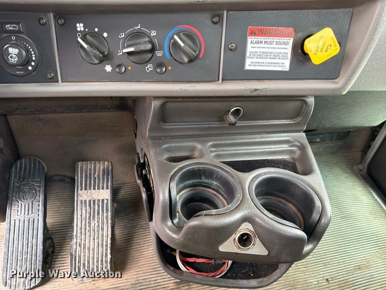 image for item ED5116 2014 Kenworth T370 utility / service truck