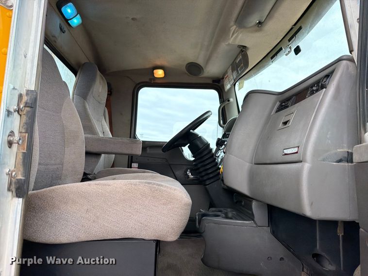 image for item ED5116 2014 Kenworth T370 utility / service truck