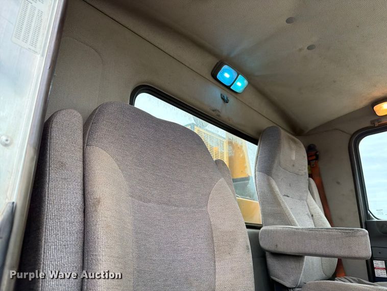 image for item ED5116 2014 Kenworth T370 utility / service truck