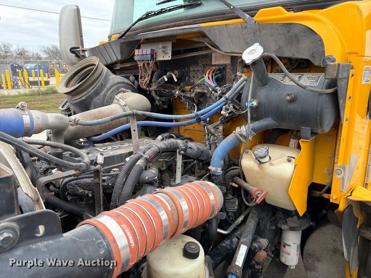 image for item ED5116 2014 Kenworth T370 utility / service truck