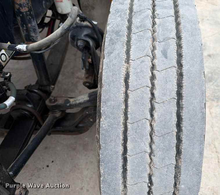 image for item ED5116 2014 Kenworth T370 utility / service truck