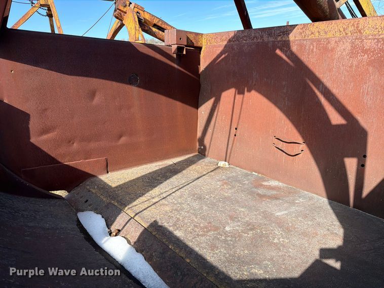 image for item ED5119 Carryall scraper