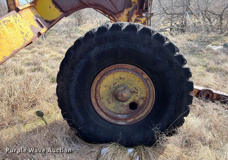 image for item ED5119 Carryall scraper