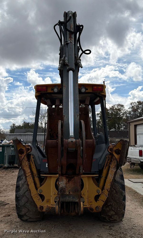 image for item ED5122 2011 John Deere 310J backhoe