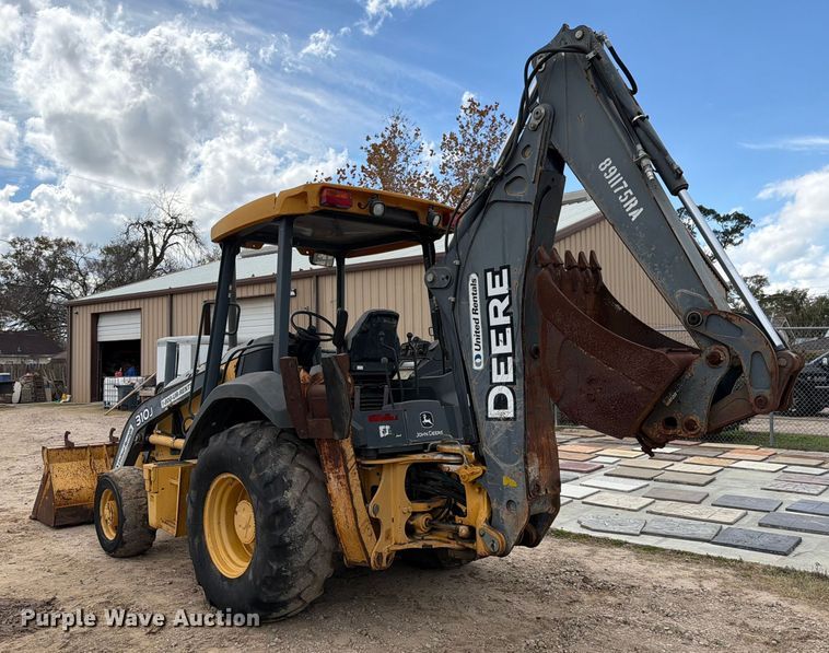 image for item ED5122 2011 John Deere 310J backhoe