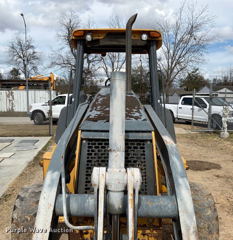 image for item ED5122 2011 John Deere 310J backhoe