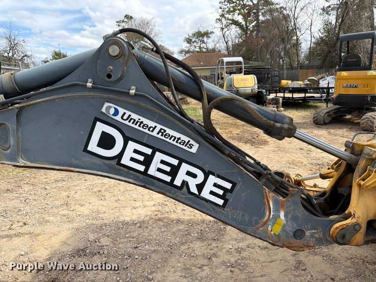 image for item ED5122 2011 John Deere 310J backhoe