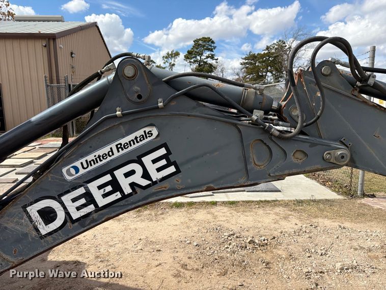image for item ED5122 2011 John Deere 310J backhoe