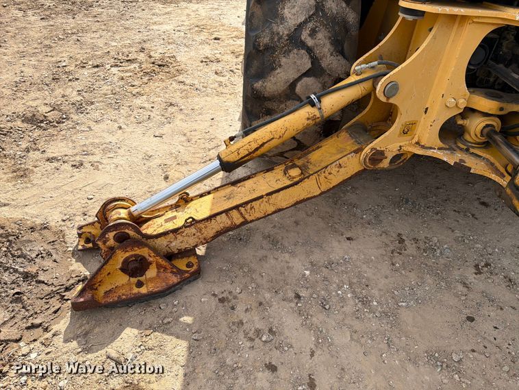 image for item ED5122 2011 John Deere 310J backhoe