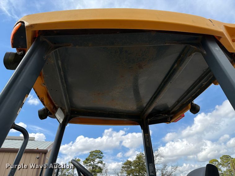 image for item ED5122 2011 John Deere 310J backhoe