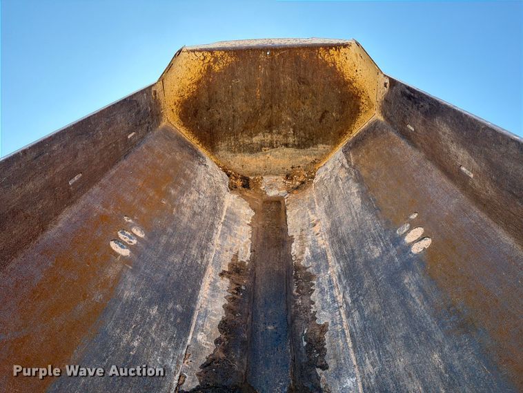 image for item ED5125 2002 Terex TA30 articulated haul truck