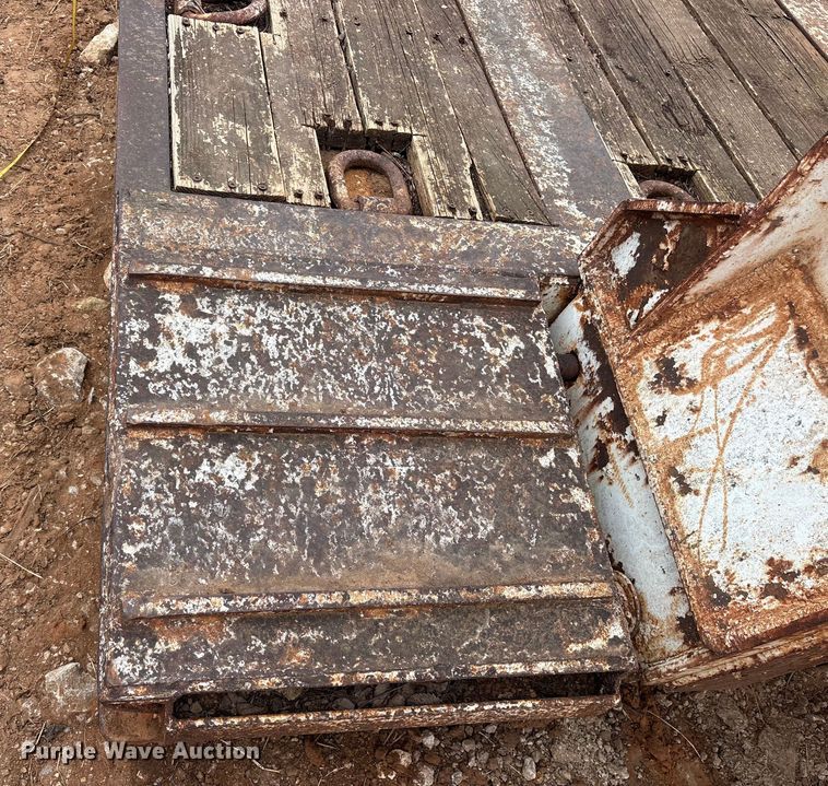 image for item EE0093 1973 Birmingham 415 DLA lowboy equipment trailer