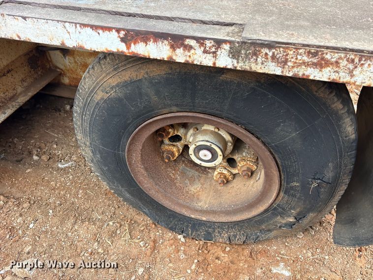 image for item EE0093 1973 Birmingham 415 DLA lowboy equipment trailer