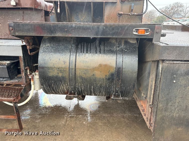 image for item EE1395 Kenworth 853 semi truck