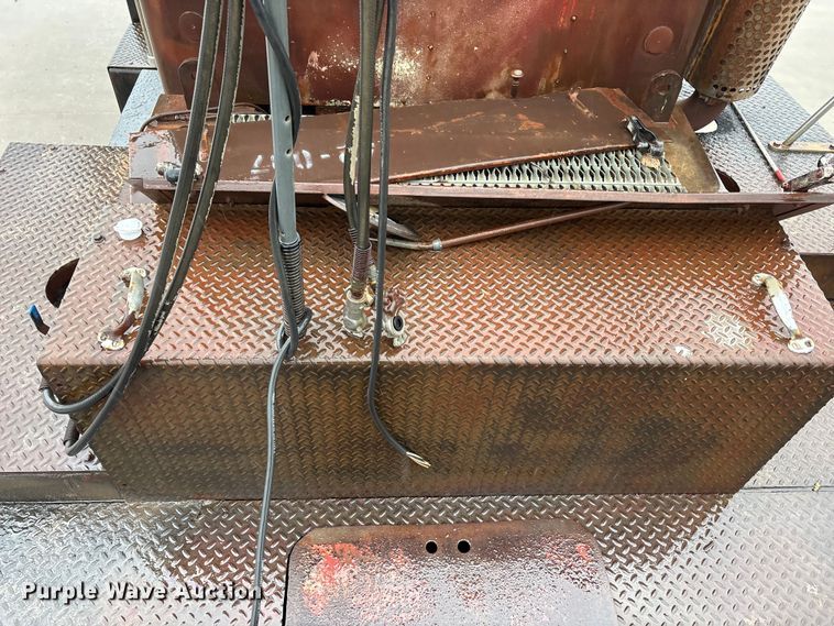 image for item EE1395 Kenworth 853 semi truck