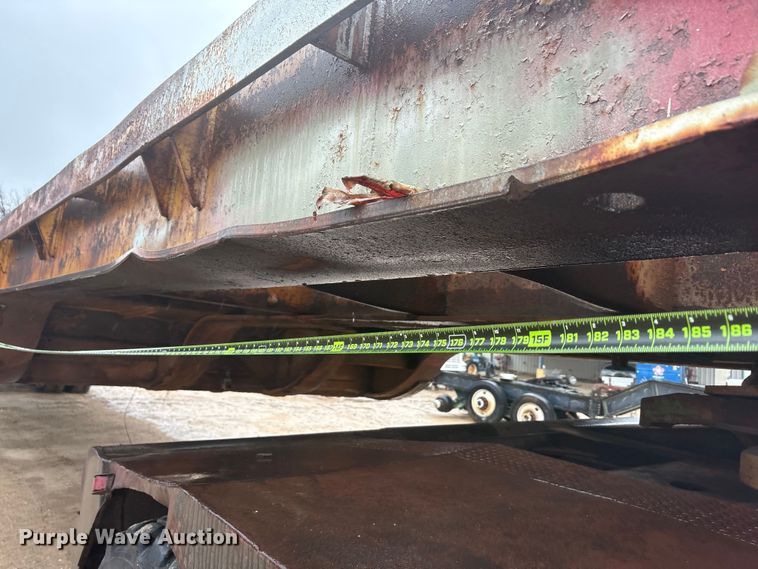 image for item EE1395 Kenworth 853 semi truck