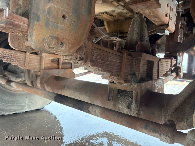 image for item EE1395 Kenworth 853 semi truck