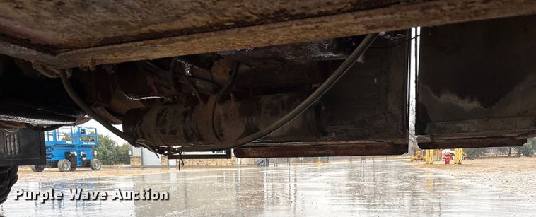 image for item EE1395 Kenworth 853 semi truck