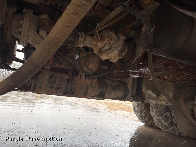 image for item EE1395 Kenworth 853 semi truck