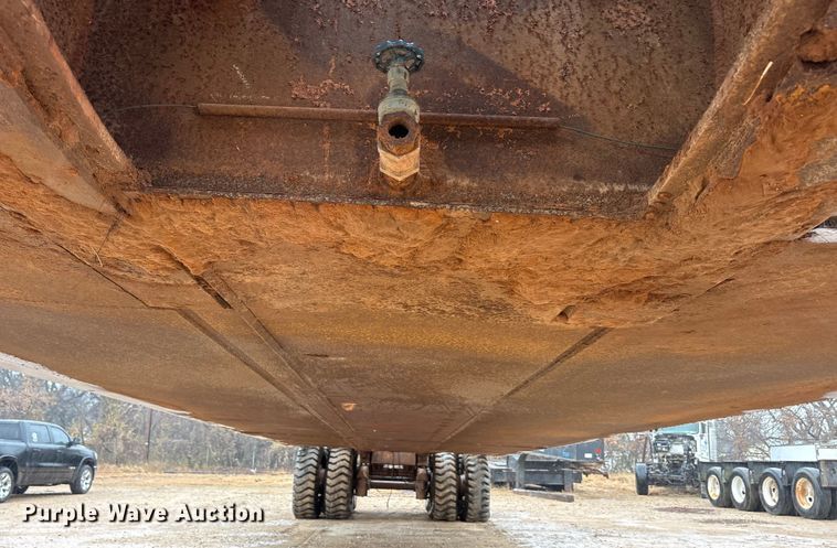 image for item EE1395 Kenworth 853 semi truck