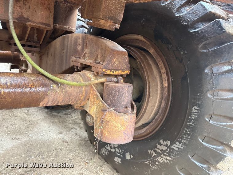 image for item EE1395 Kenworth 853 semi truck