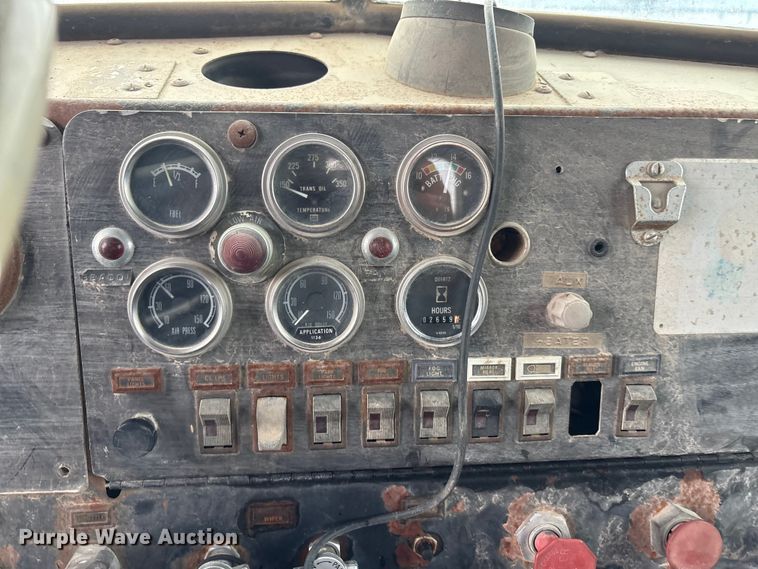 image for item EE1395 Kenworth 853 semi truck