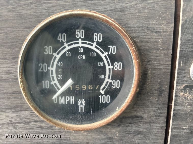 image for item EE1395 Kenworth 853 semi truck