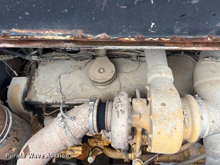 image for item EE1395 Kenworth 853 semi truck