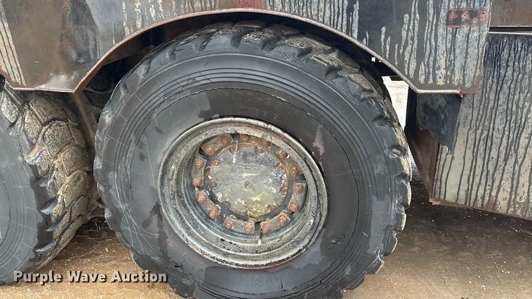 image for item EE1395 Kenworth 853 semi truck